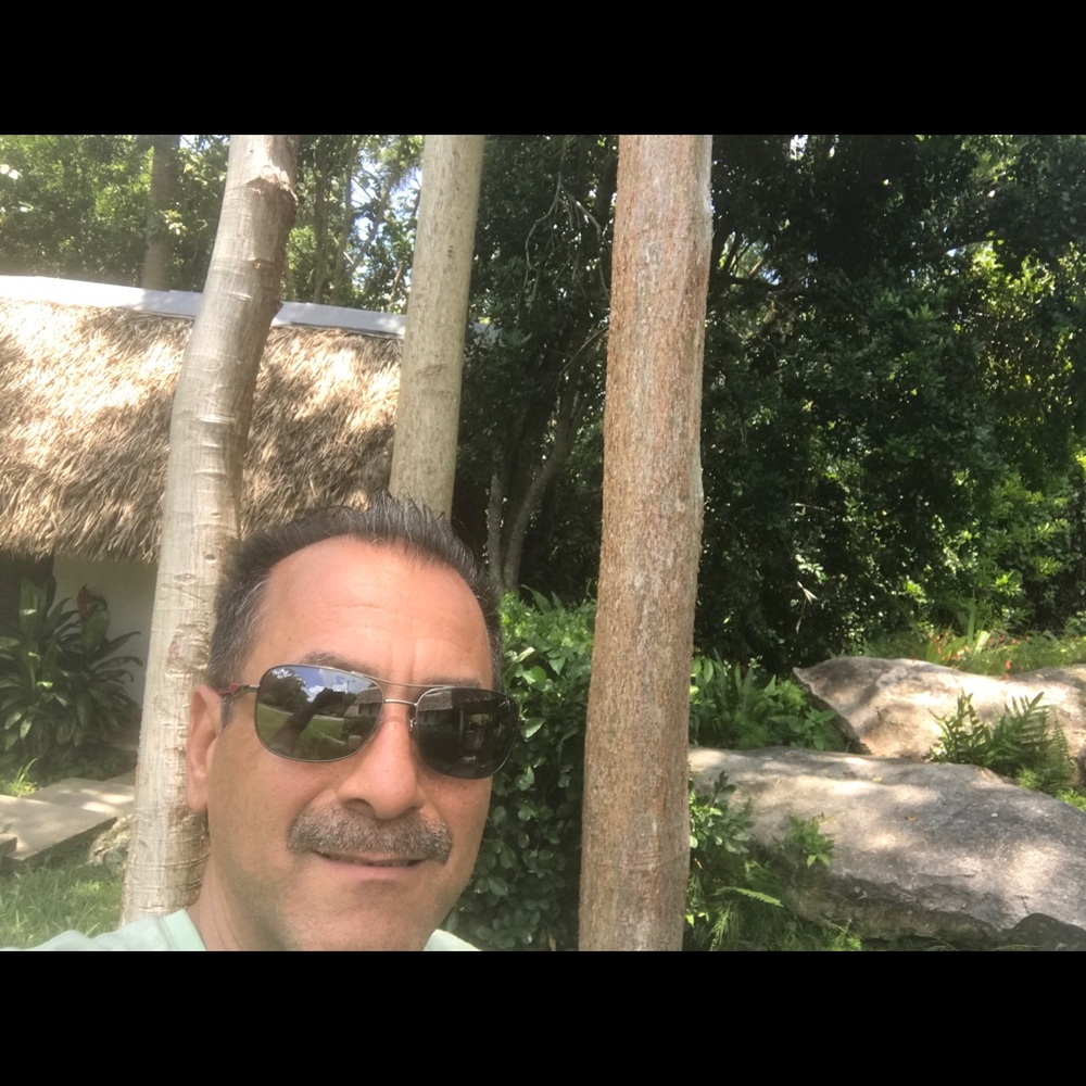 Meet your Posher, Raed